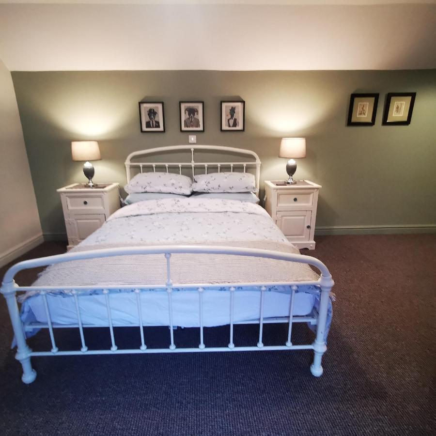 Rooms By The River At Glan Aber Cynwyd Extérieur photo