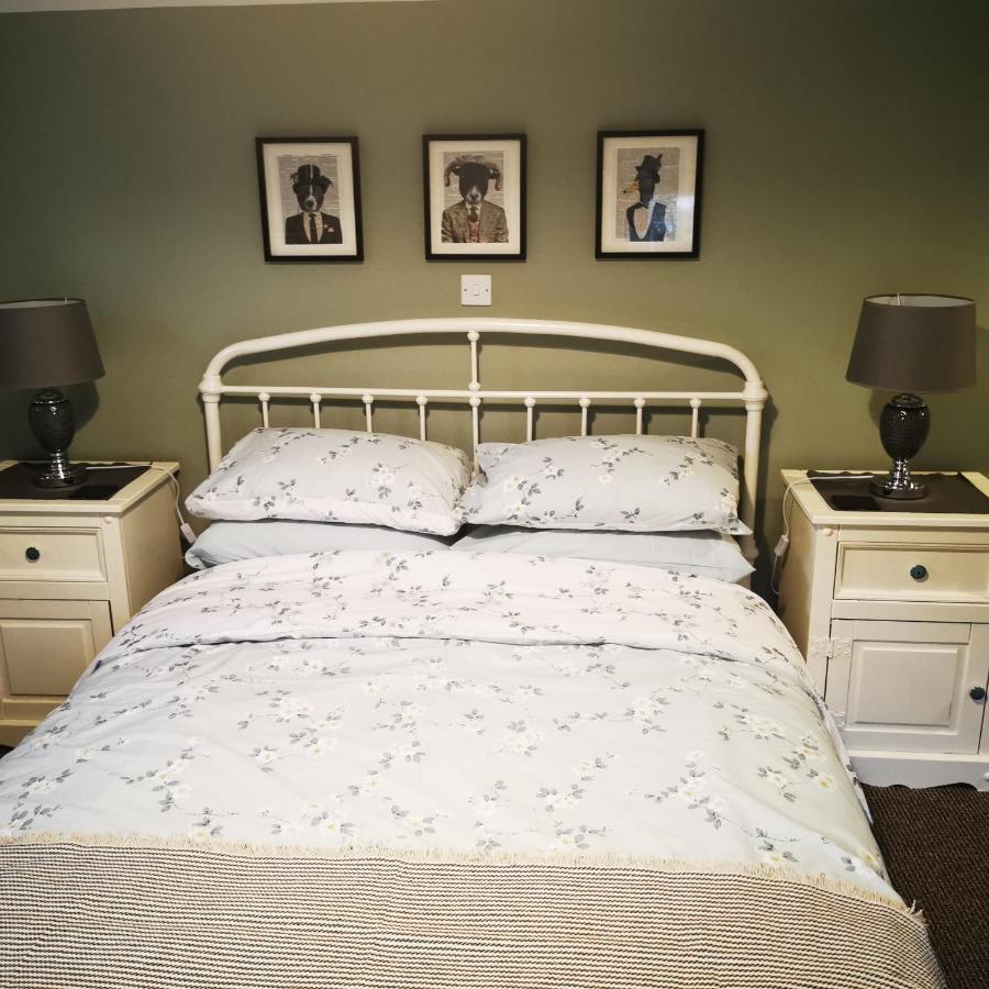Rooms By The River At Glan Aber Cynwyd Extérieur photo